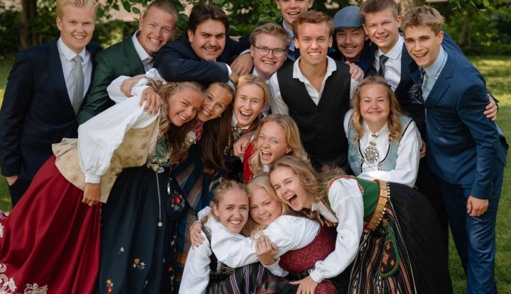 Etterfølger (2.års-linje)